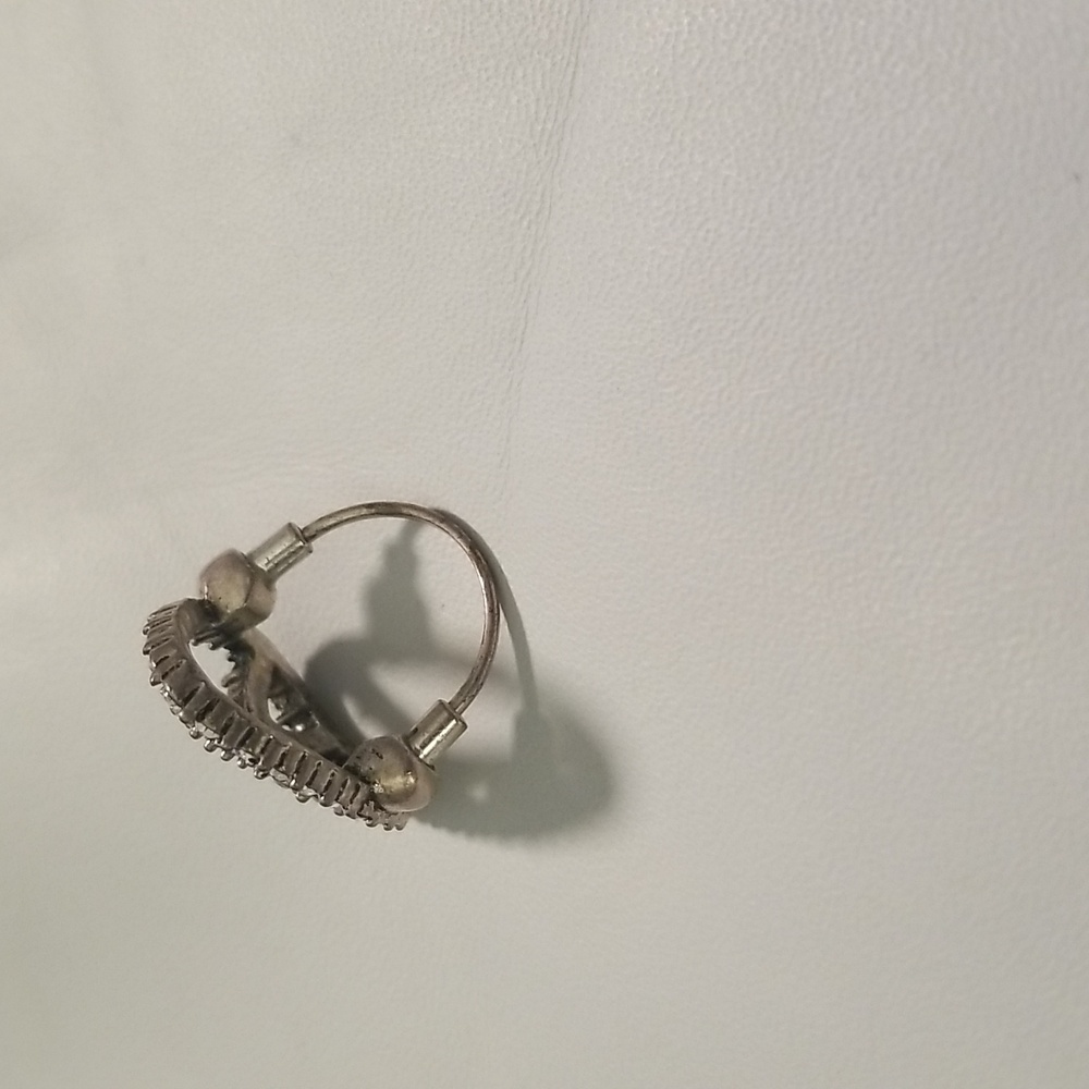 Women's Lucky Brand Ring; Silver with Rhinestones; Size 8 - Picture 4 of 8